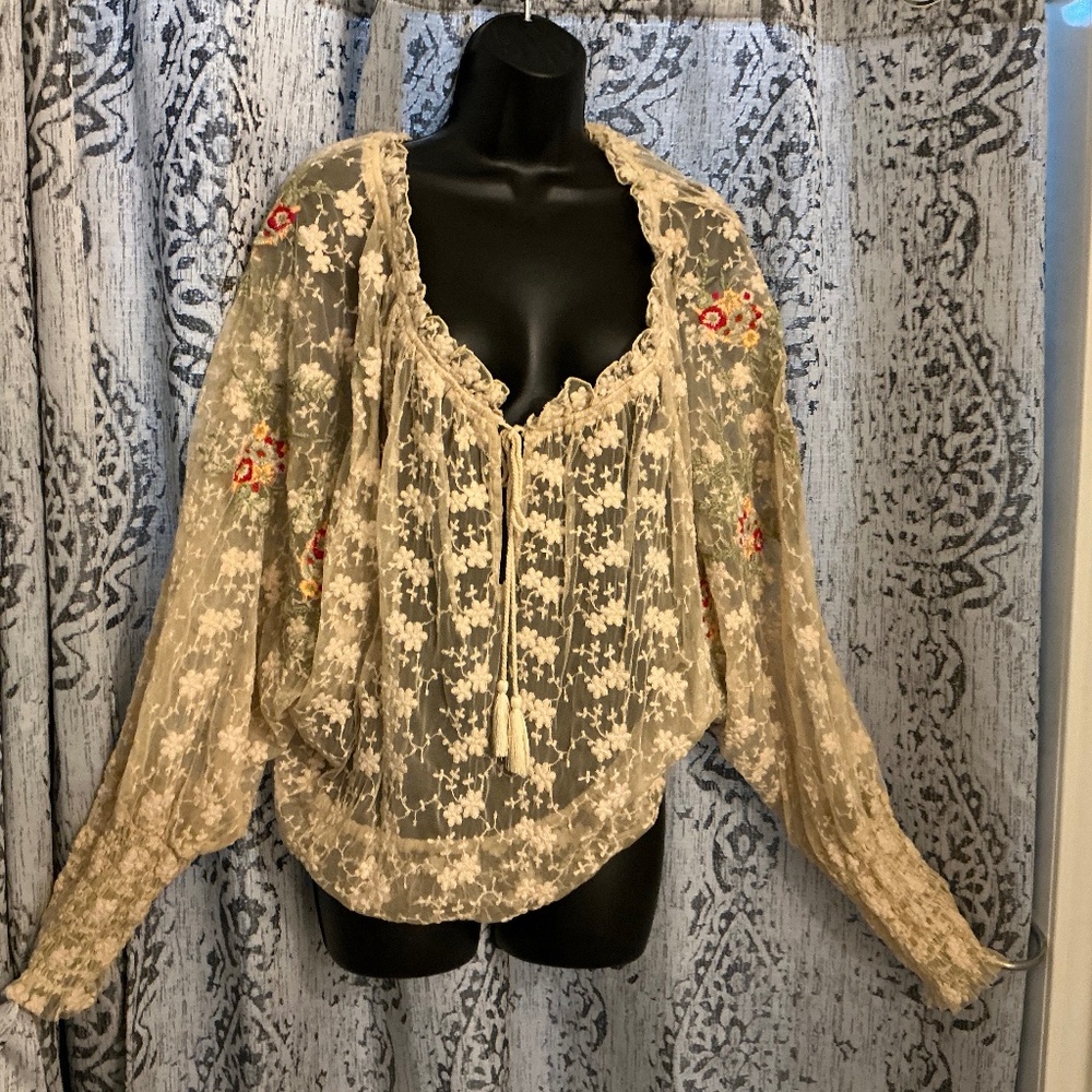 Free People Top. Medium